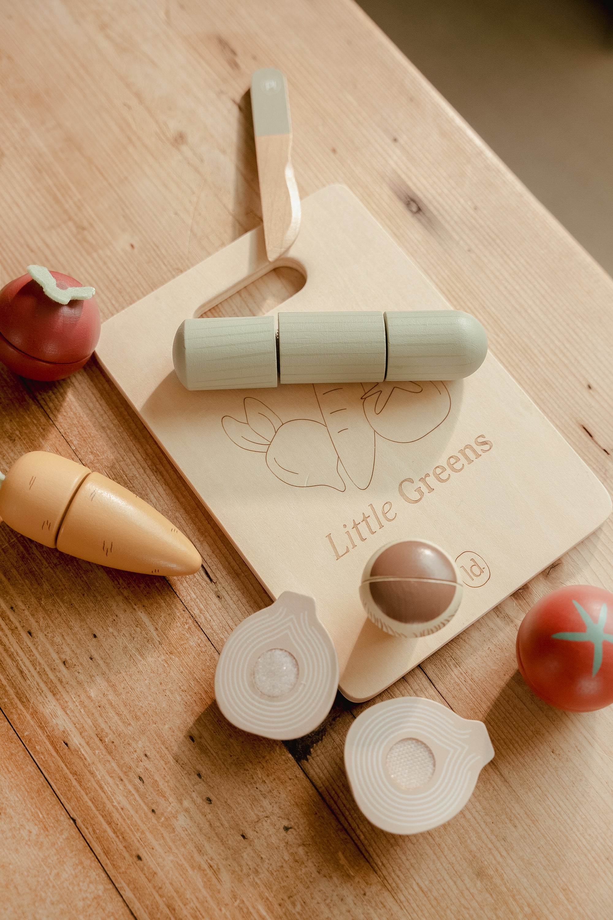 Légumes à découper en bois