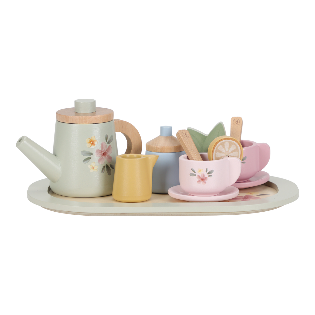 Service à thé en bois