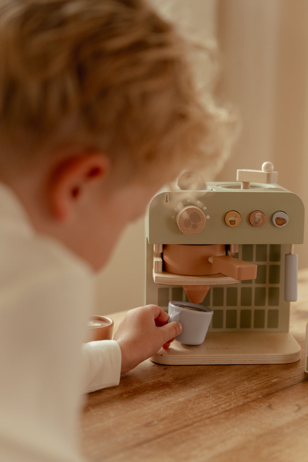 Machine à café en bois