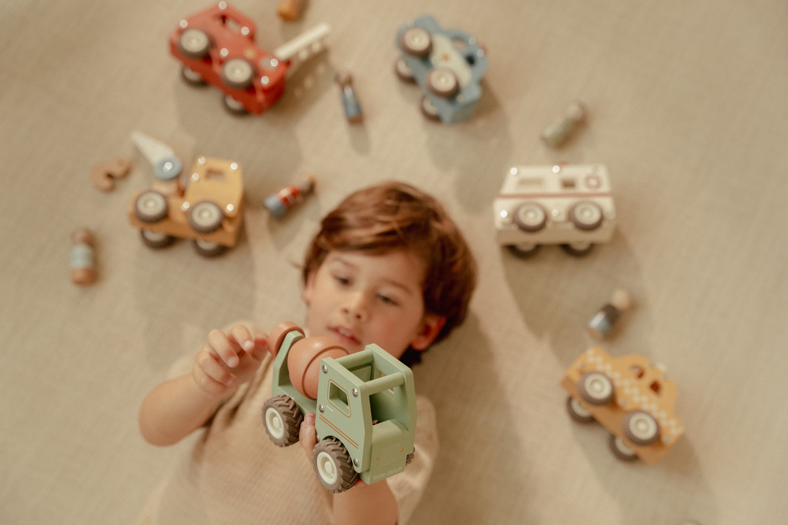 Camion toupie en bois