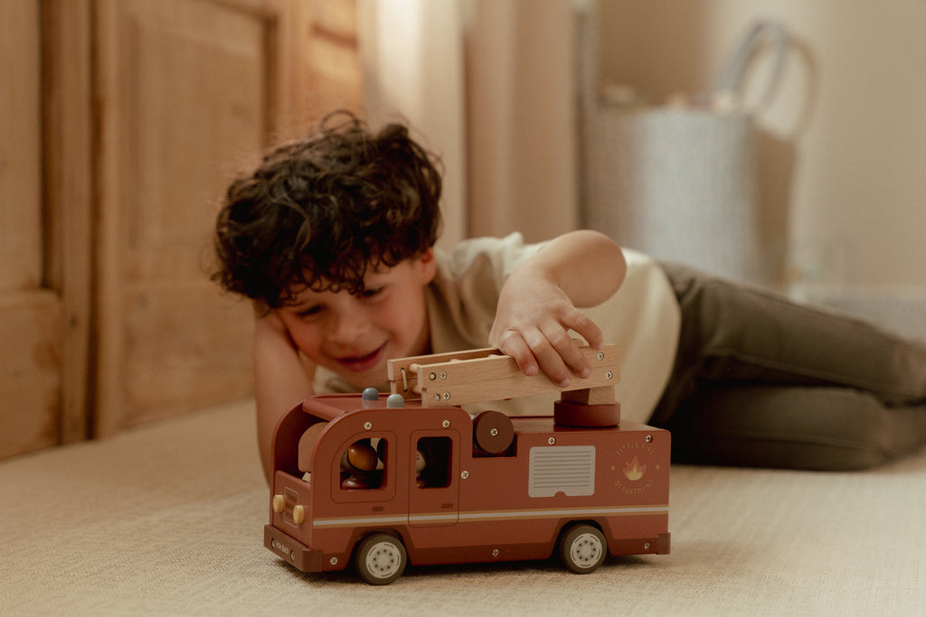 Camion de pompiers et accessoires en bois