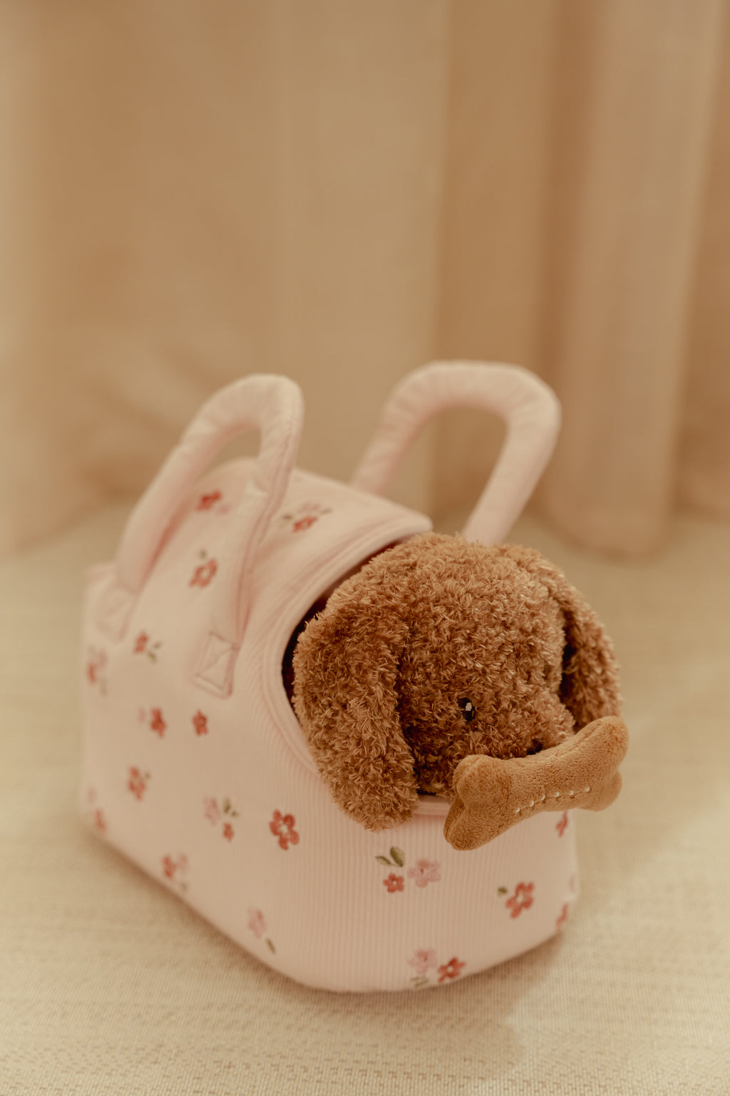 Peluche chien avec sac de transport | Jackie