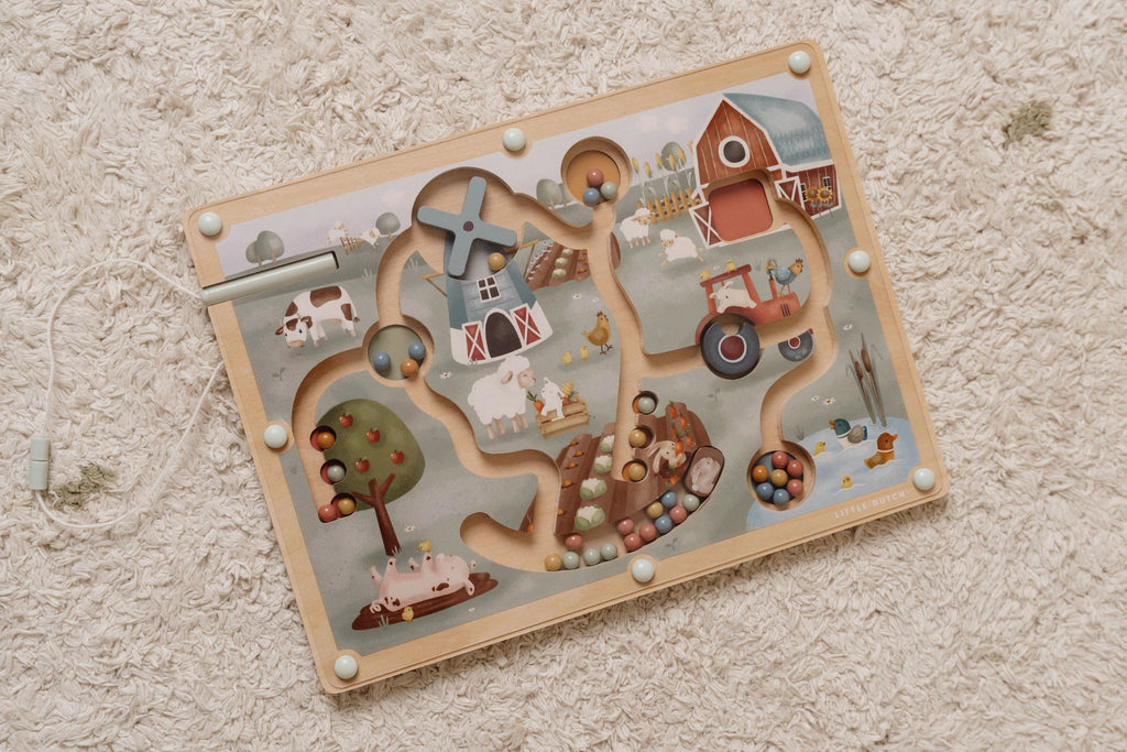 Labyrinthe magnétique en bois | Little Farm